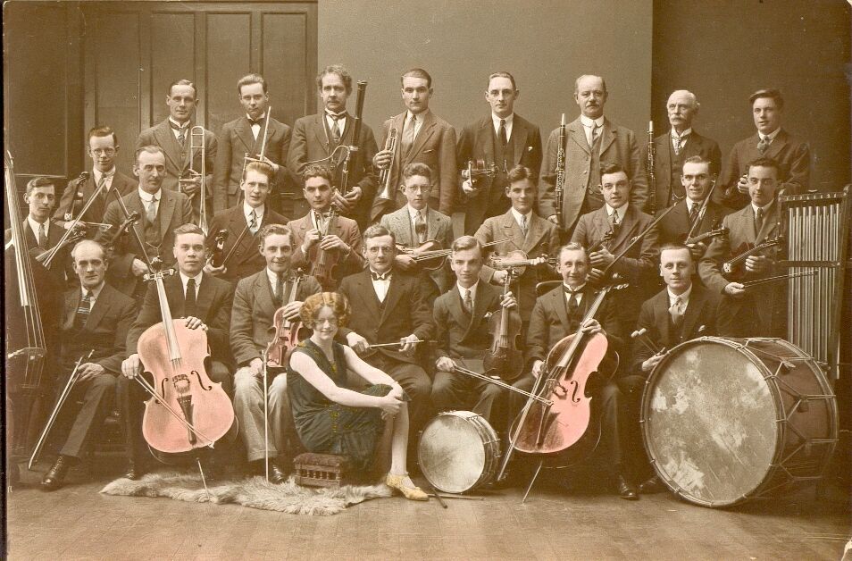 folk house orchestrsa 1929